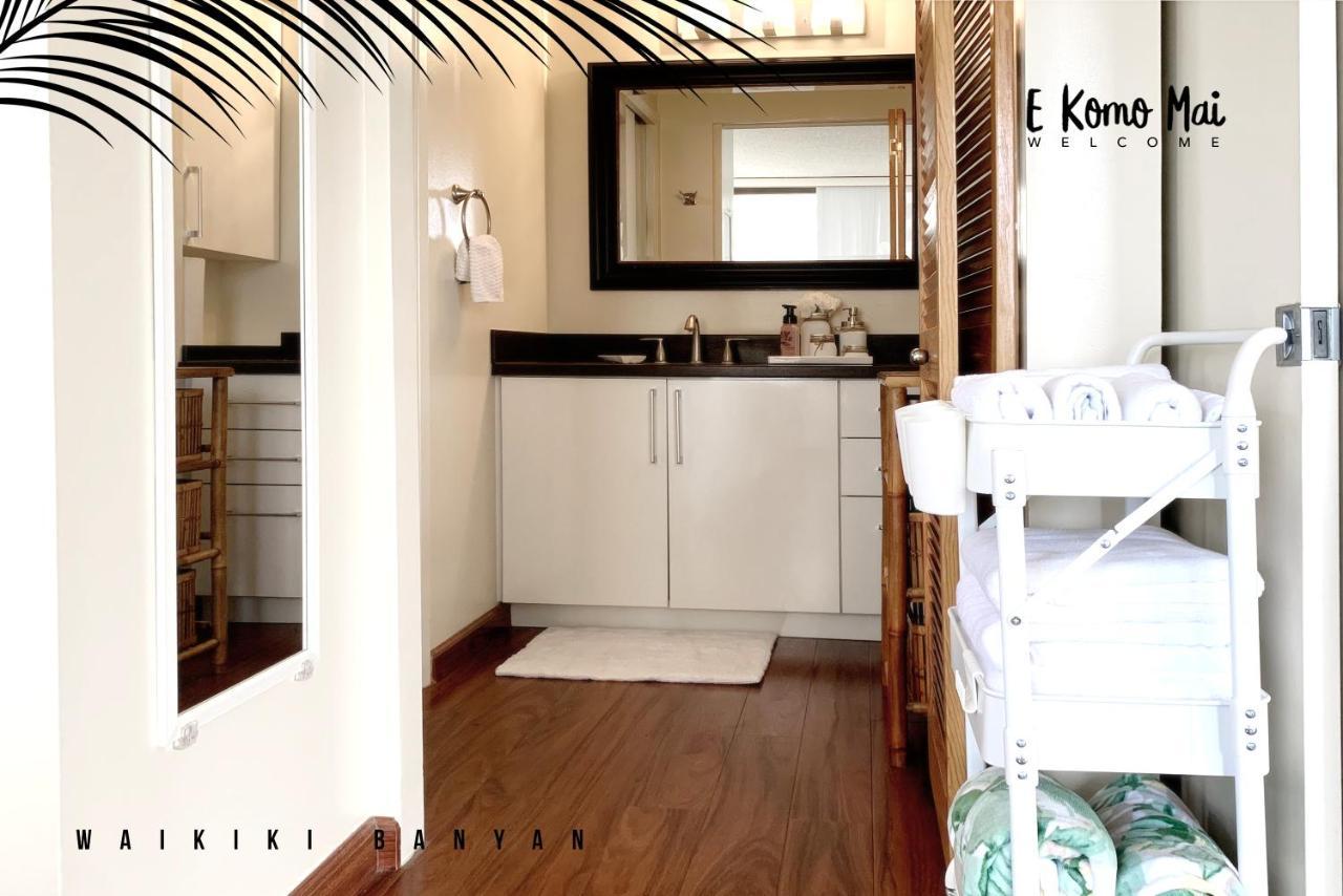 A Block Away To Waikiki Beach/Pool/Free Parking Honolulu Luaran gambar
