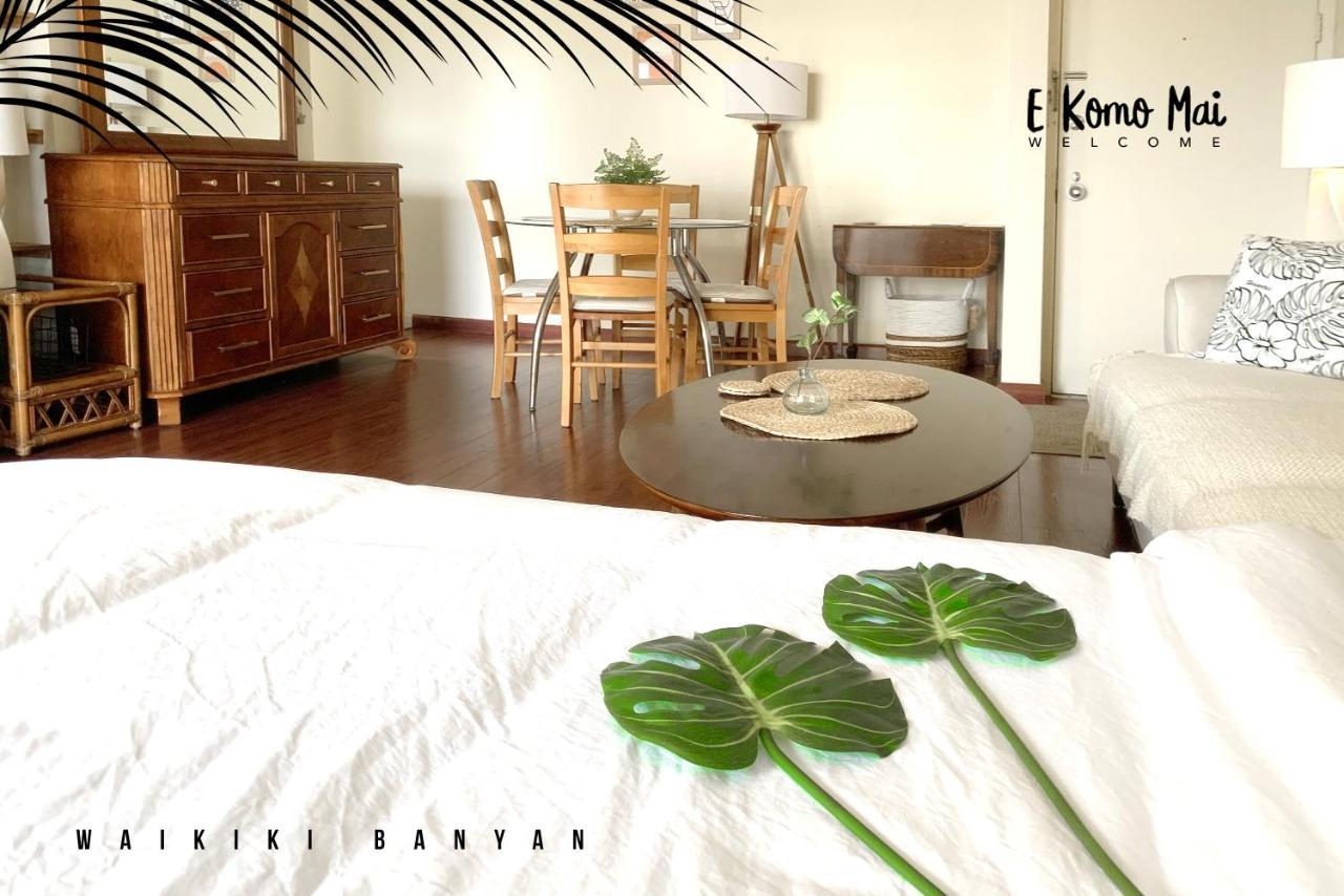 A Block Away To Waikiki Beach/Pool/Free Parking Honolulu Luaran gambar
