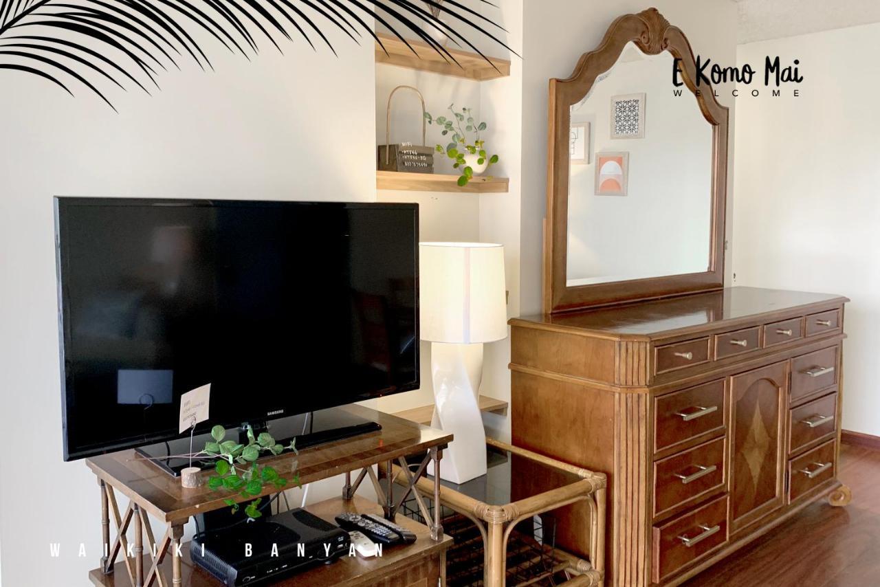 A Block Away To Waikiki Beach/Pool/Free Parking Honolulu Luaran gambar