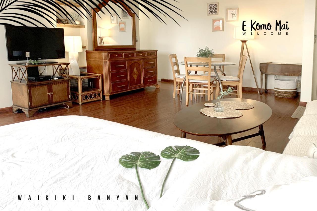 A Block Away To Waikiki Beach/Pool/Free Parking Honolulu Luaran gambar